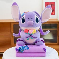 PLUSZOWA MASKOTKA STITCH Z KOCEM-40CM DLA DZIECI.