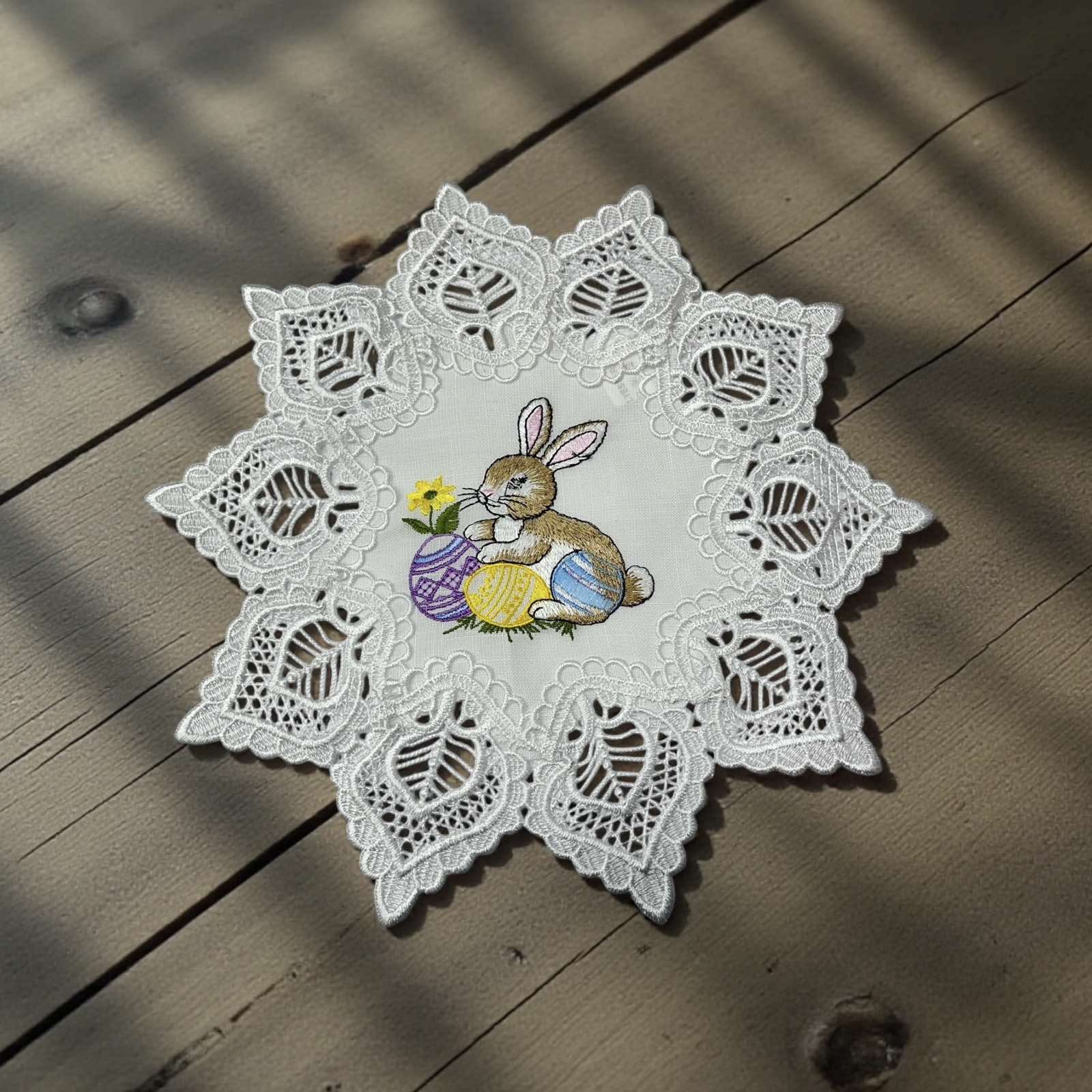 SERWETKA WIELKANOCNA 30X30CM KOLOR BIAŁY.