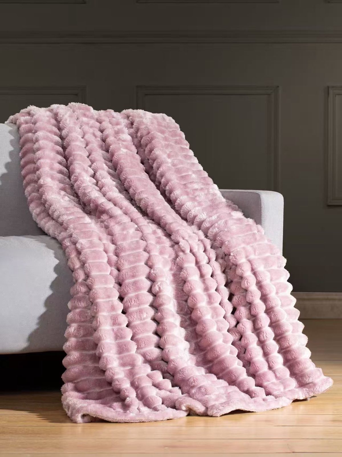 MIĘKKI KOCE 160x200CM.