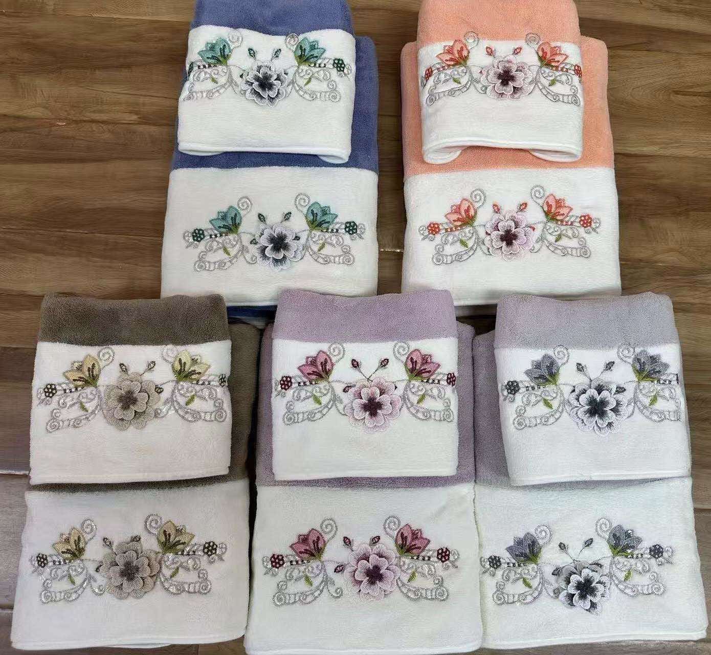 RĘCZNIKI Z MIKROFIBRA 70/140CM.