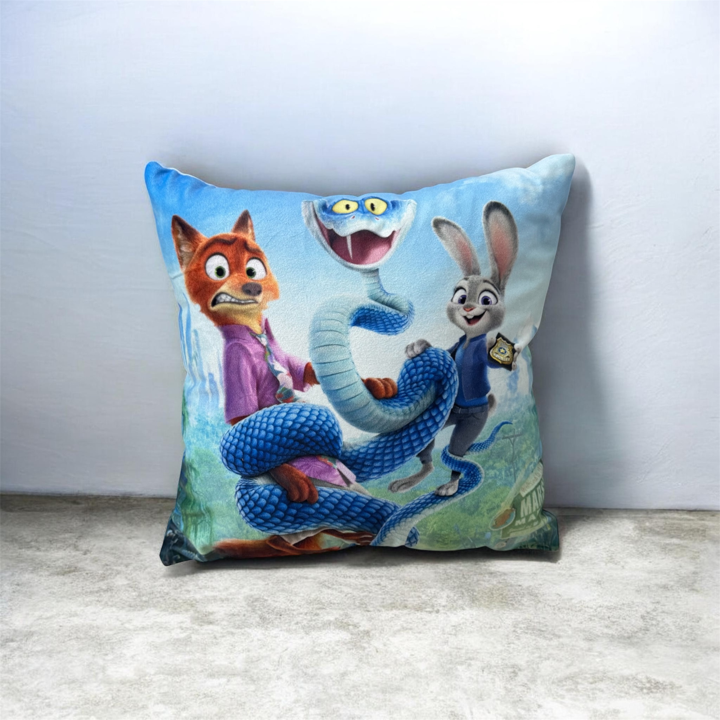 PODUSZKA ZOOTOPIA DLA DZIECKA 40X40CM.