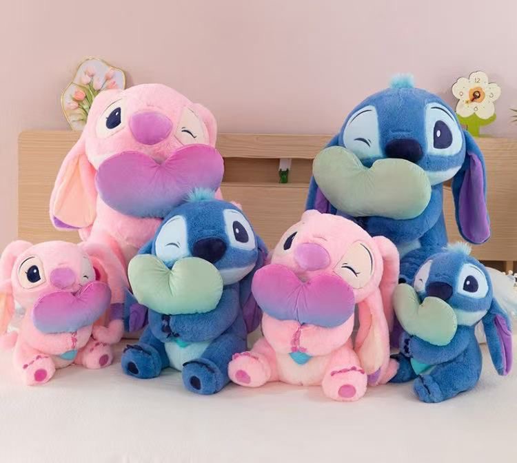 MASKOTKA PLUSZAK STITCH RÓŻOWY 25CM.