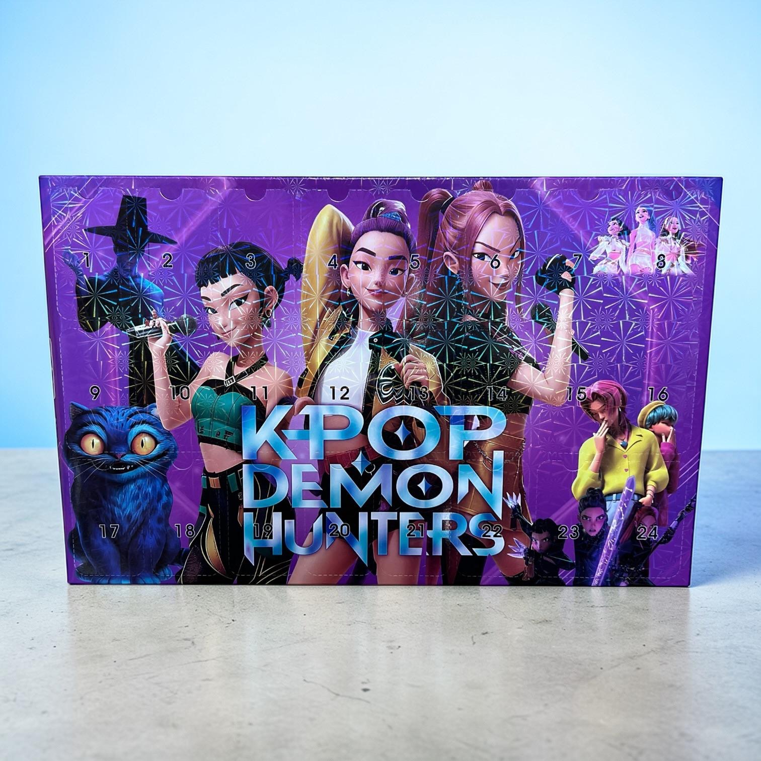 KALENDARZ ADWENTOWY FIGURKI K-POP DEMON HUNTERS.