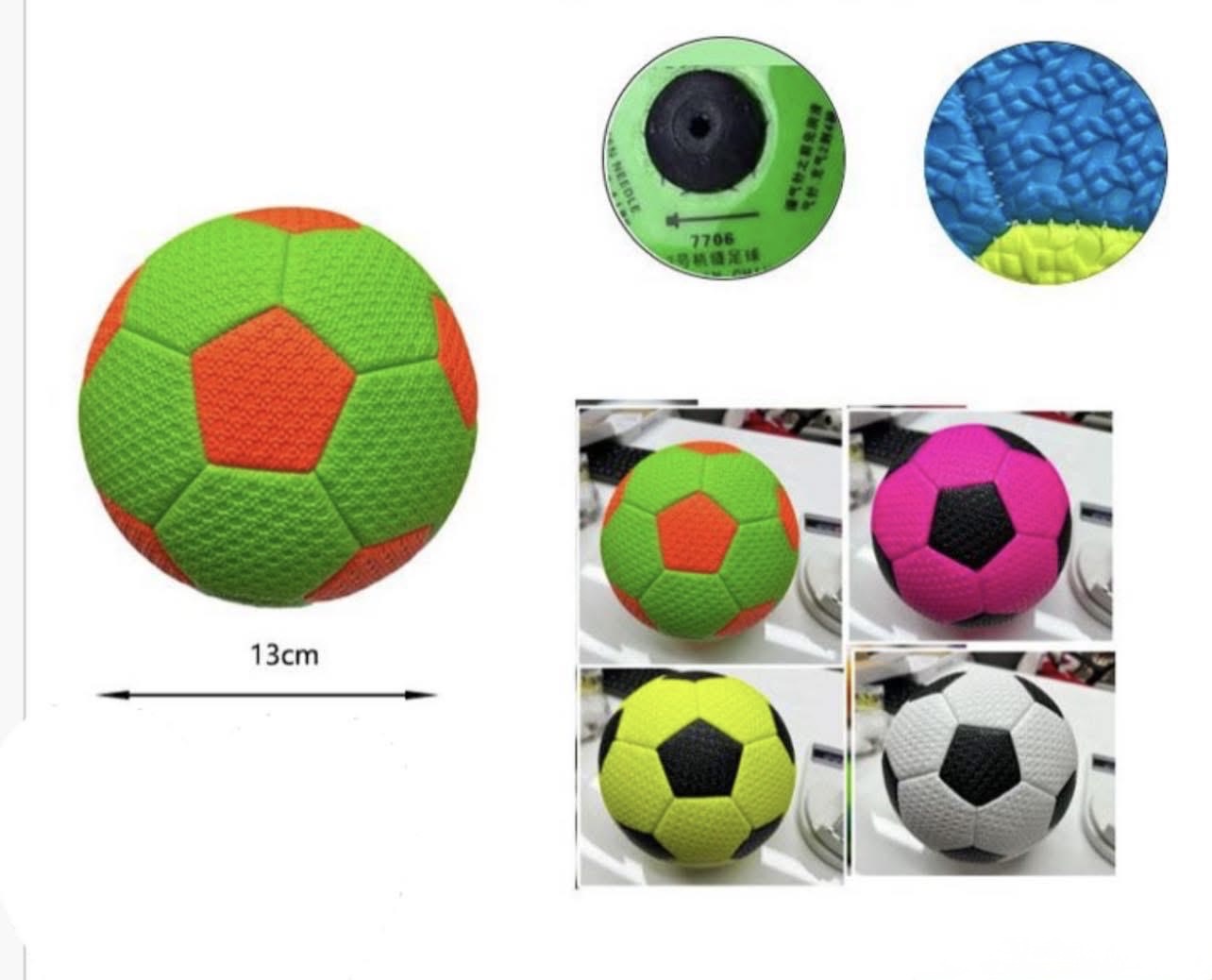 PIŁKA NOŻNA DO PIŁKI NOŻNEJ GRY W NOGĘ 13CM.