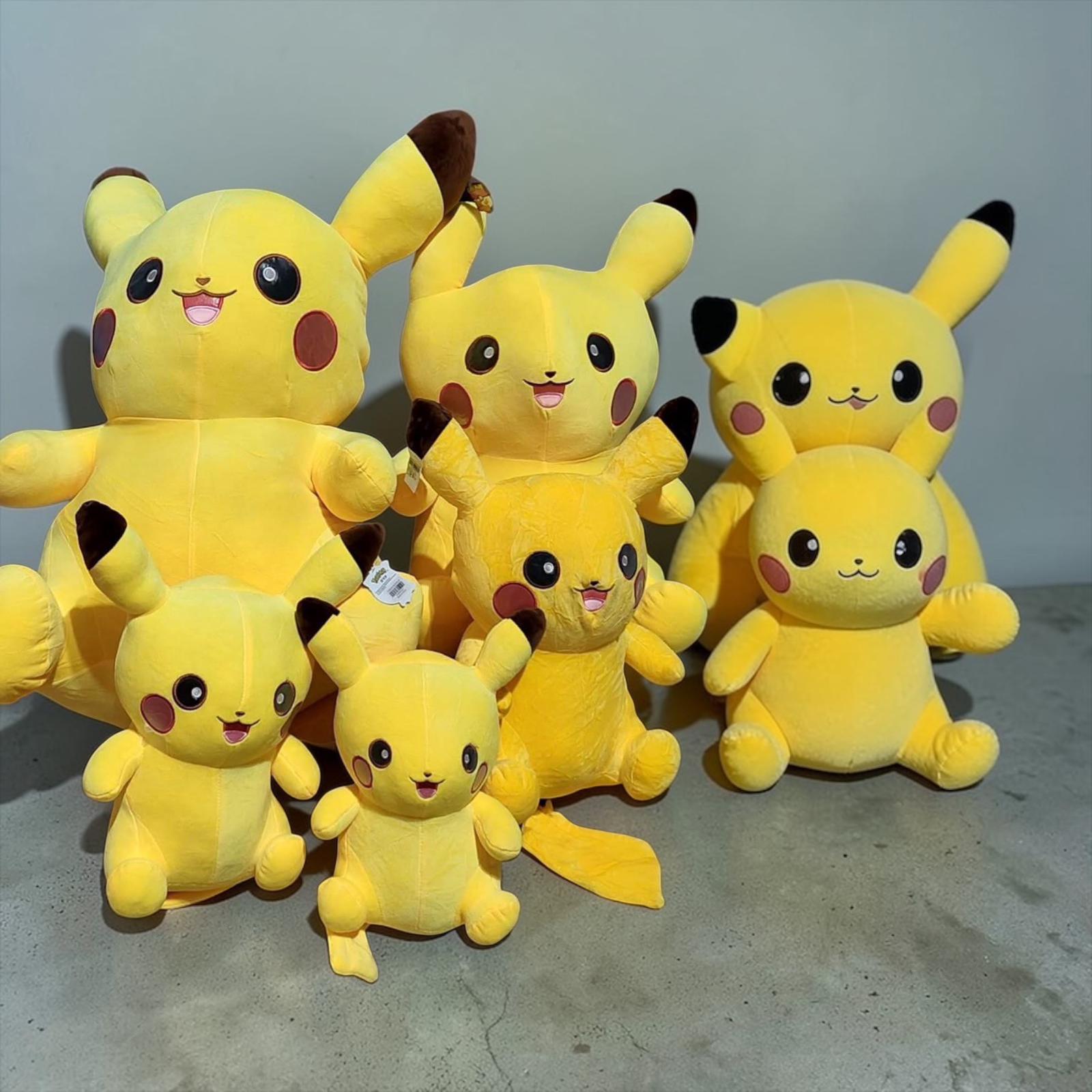 MASKOTKA PLUSZAK PIKACHU 35CM.