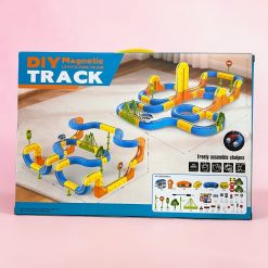 Alternative view of TOR ELEKTRYCZNY KOLEJKA KLOCKI MAGNETYCZNE POCIĄG ANTYGRAWITACYJNY 118 EL.