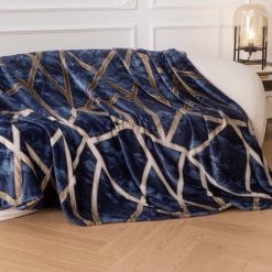 MIĘKKI KOC MIKROFIBRA NARZUTA 3D 200/220 CM.