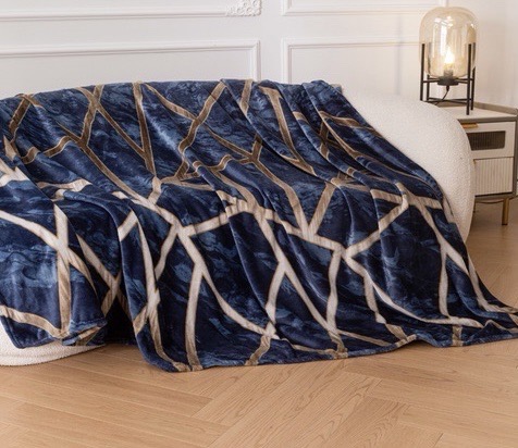 MIĘKKI KOC MIKROFIBRA NARZUTA 3D 160/200 CM.