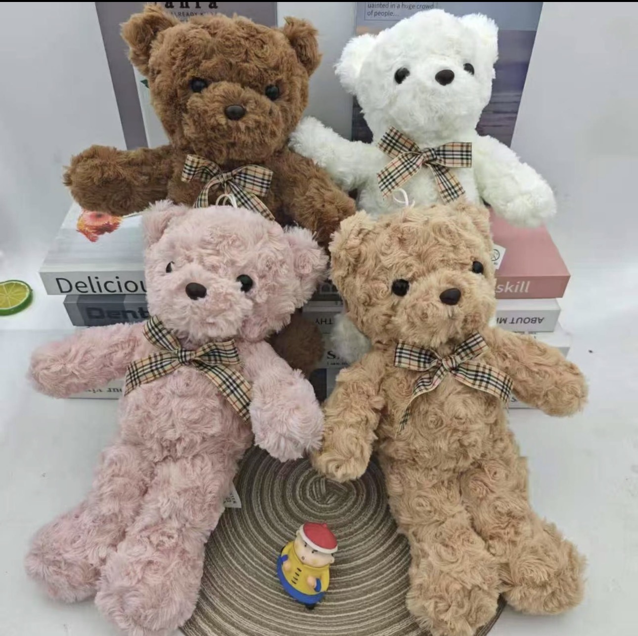 MASKOTKA PLUSZAK MIŚA DLA DZIECI 25CM.