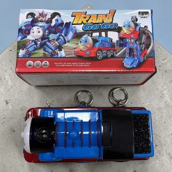 Alternative view of TOMEK I PRZYJACIELE ROBOT PAROWOZIK TRANSFORMER 2W1.