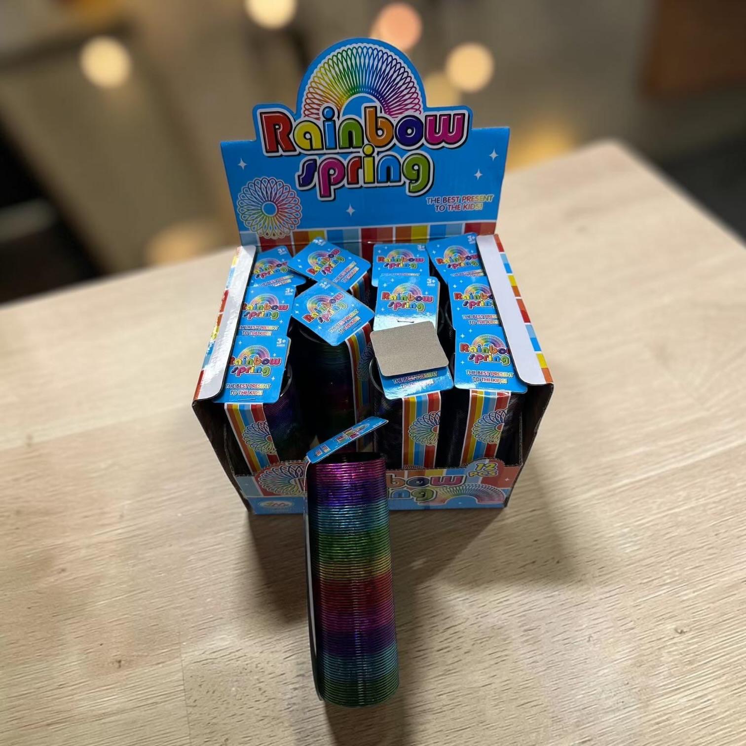 SPRĘŻYNKA KOLOROWA MAGICZNA 15CM GRA DLA DZIECI.