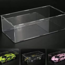 PUDEŁKAMI EKSPOZYCYJNYMI O WYSOKIEJ PRZEJRZYSTOŚCI W SKALI.