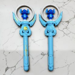 MIECZ ŚWIATŁEM I DŹWIĘKIEM WIRUJĄCY FIGURKI STITCH 35CM.