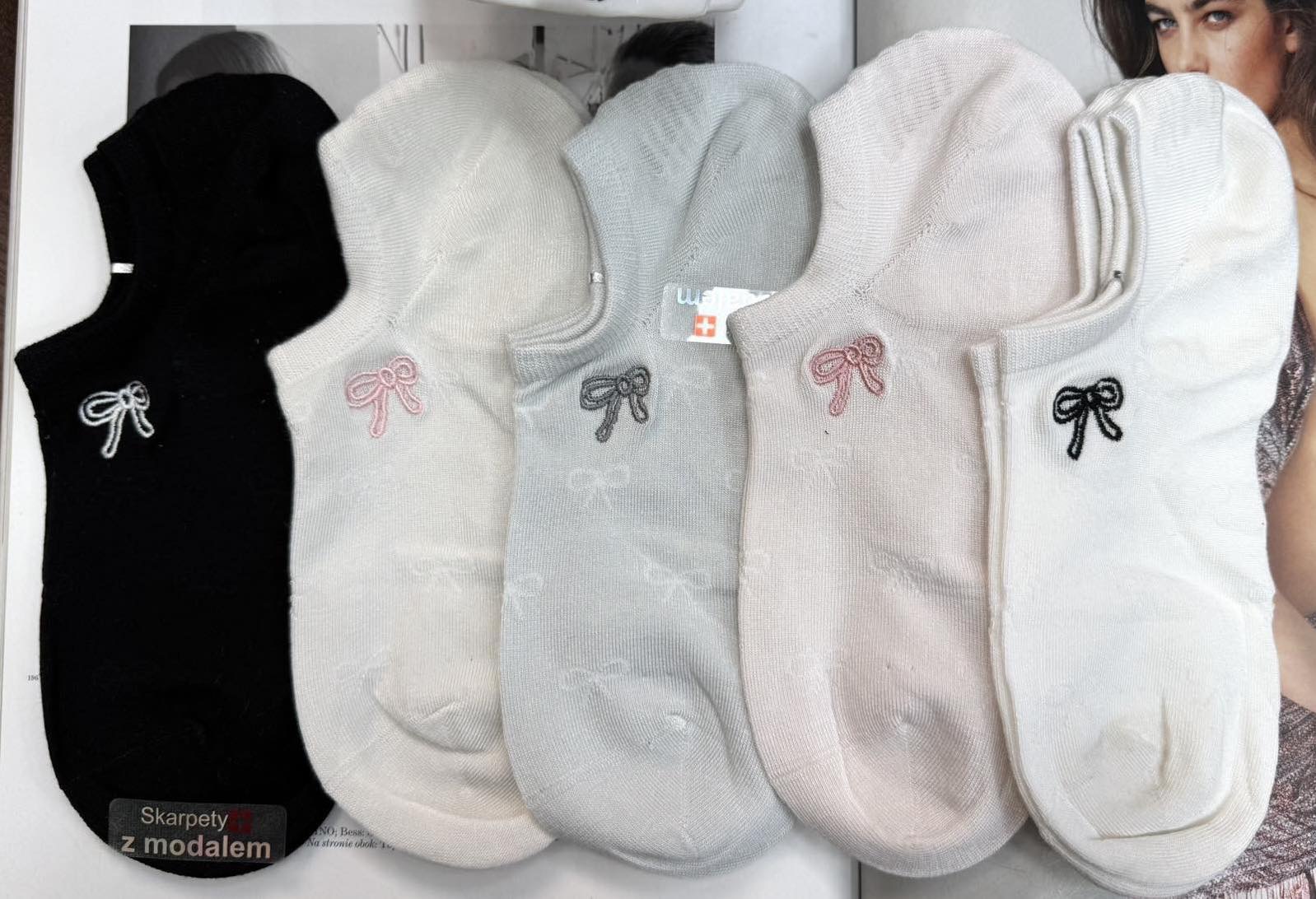 SKARPETKI STOPKI MODNE CUTE DAMSKIE.