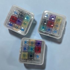 BRELOK ANTYSTRESOWY LED FIDGET KEYBOARD.