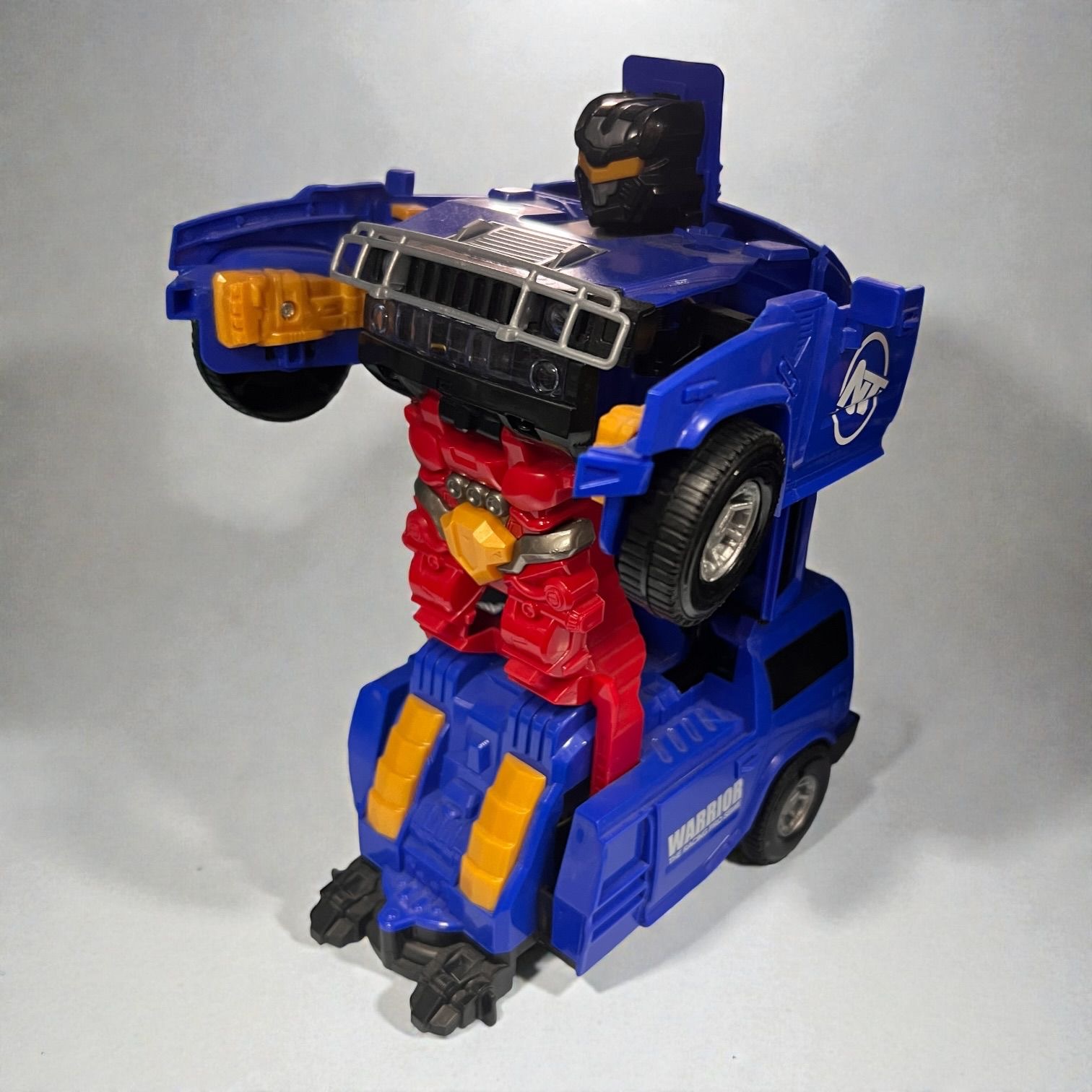 AUTO TRANSFORMUJĄCY ROBOT 2W1 JEŹDZIK DŹWIĘKI LED.