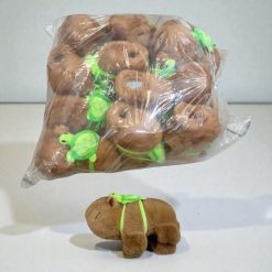 OPASKA NA RĘKĘ KAPIBARA Z ŻÓŁWIEM PLECAKIEM 18CM.