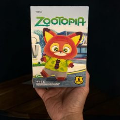 BRELOK MASKOTKA ZOOTOPIA DO KLUCZY 15CM.