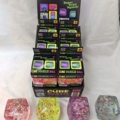 GNIOTKI ANTYSTRESOWE CUBE 5CM DLA DZIECI.