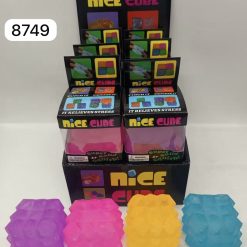 GNIOTKI ANTYSTRESOWE CUBE NEEDOH 5CM DLA DZIECI.