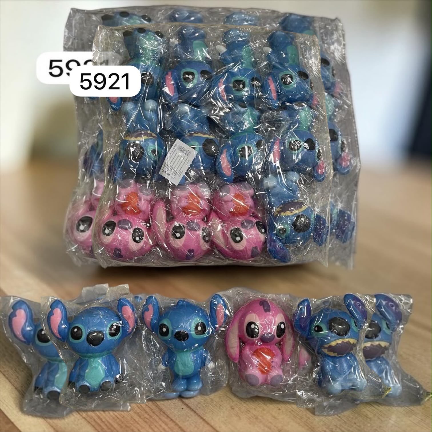 GNIOTKI ANTYSTRESOWE STITCH 8CM DLA DZIECI.