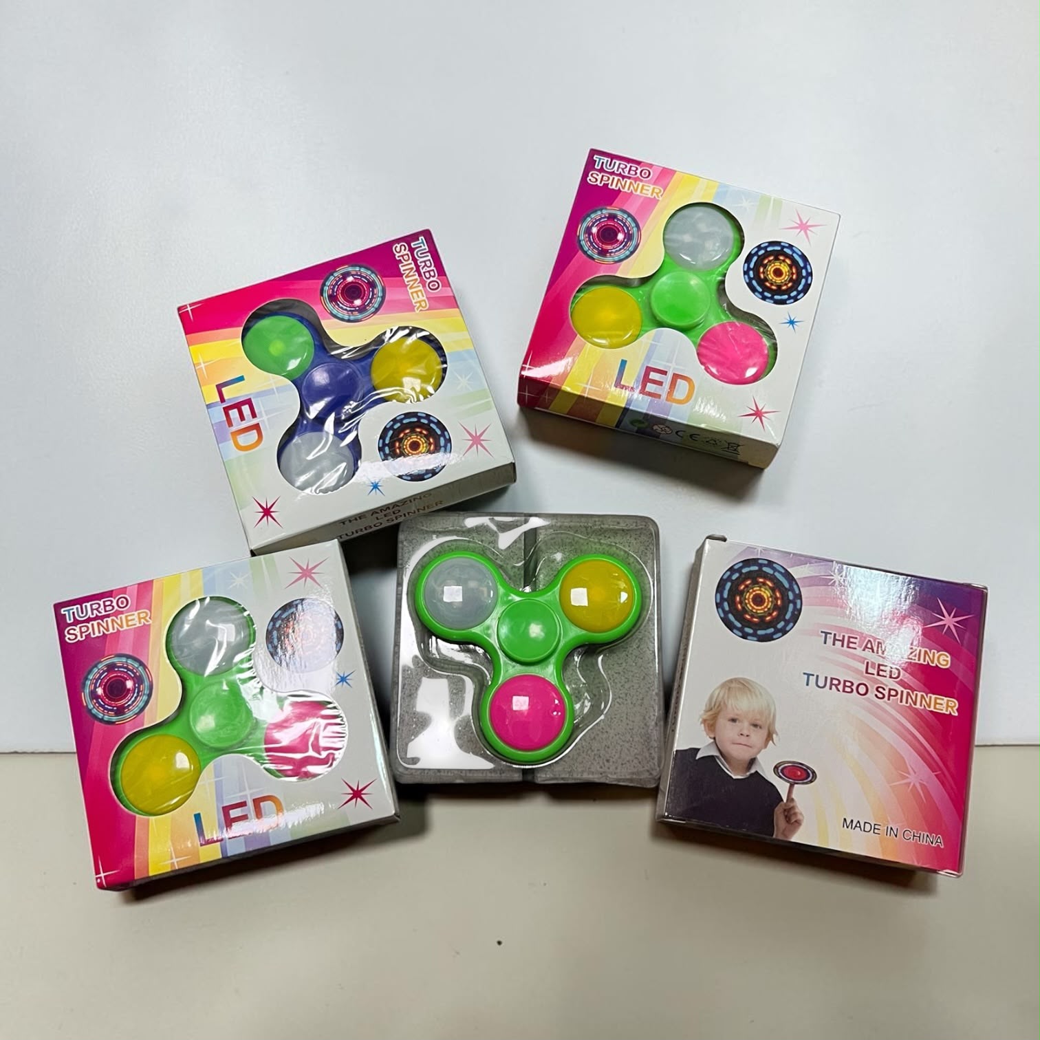 SPINNER ANSTYTRESOWE LEDOWE DLA DZIECI.