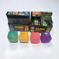 GNIOTKI ANTYSTRESOWE CUBE 5CM DLA DZIECI.
